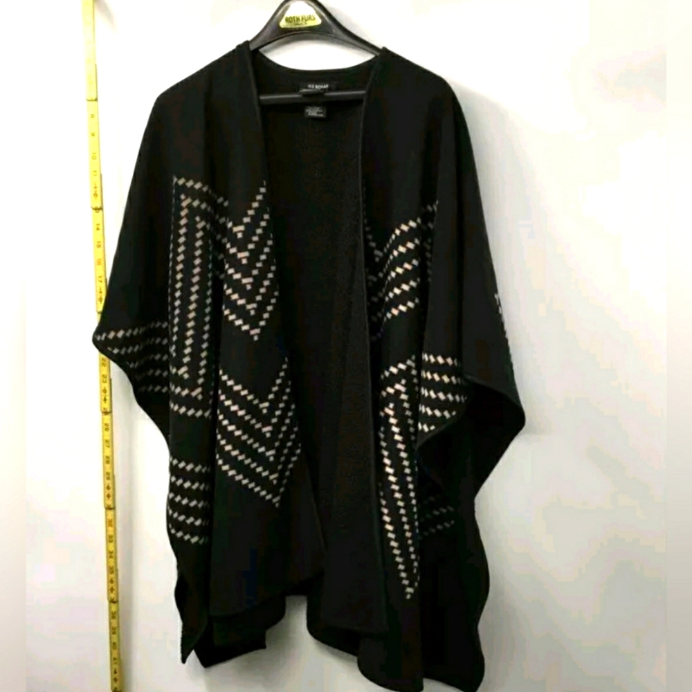 Ike Behar Designer Black Reversible Wrap Neck Warmer Wrap Shawl cardigan 1 Size